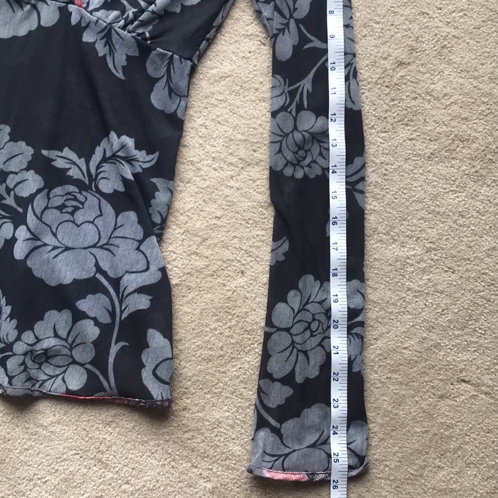 Sweet Pea empire waist long sleeve top - Picture 6 of 7